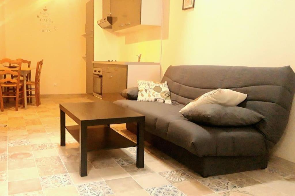 Logement Neuf Et Cosy Proche Centre Ville Chinon Dış mekan fotoğraf